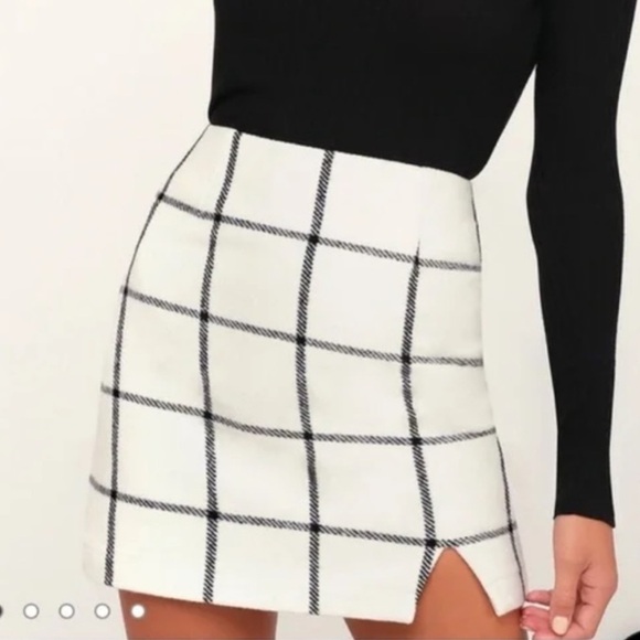 Lulus Dresses & Skirts - Lulus Spence Plaid White and Black Mini Skirt size Small